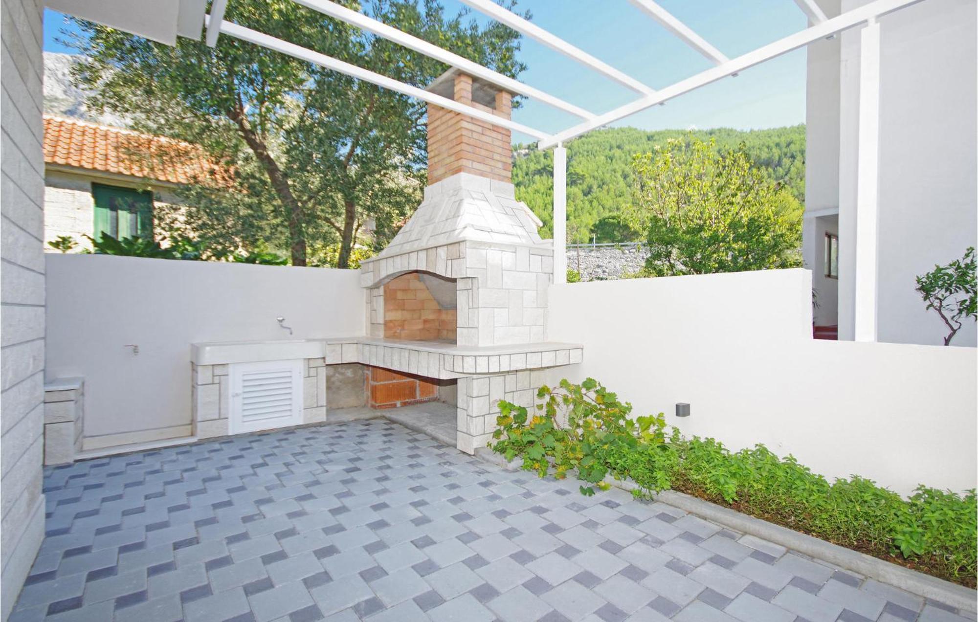 Awesome Home In Drvenik With Wifi Ngoại thất bức ảnh
